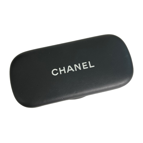Chanel Star Studded CC Logo Sunglasses - Picture 8 of 8